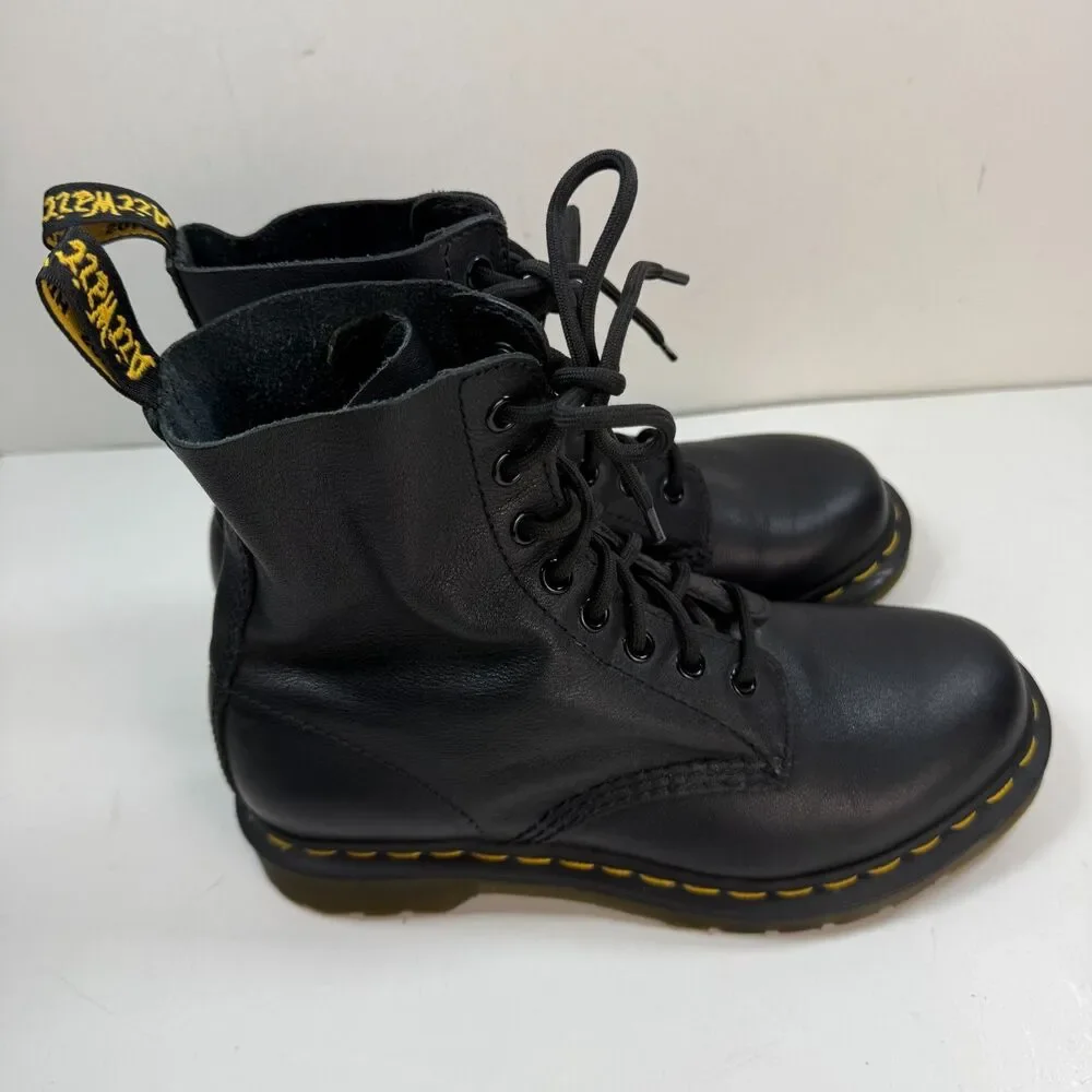 Dr Martens 1460 Pascal Black Leather 8 Eye Combat Boots Womens Size 7 AirWair